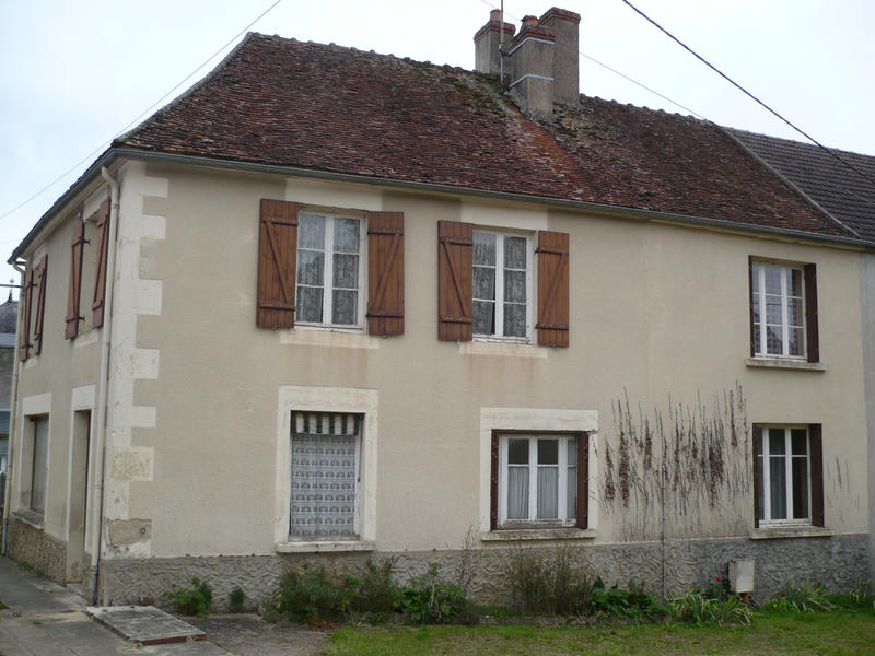 Maison - 94 m² - 9 pièces