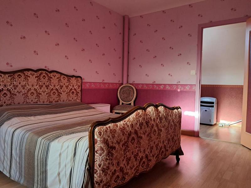 Corps de ferme - 300 m² - 6 pièces