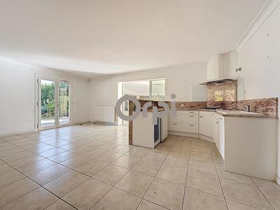 Appartement - 126 m² - 4 pièces