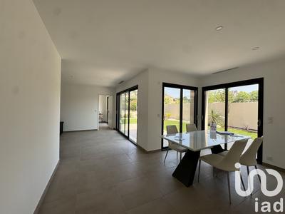 Maison - 121 m² - 5 pièces