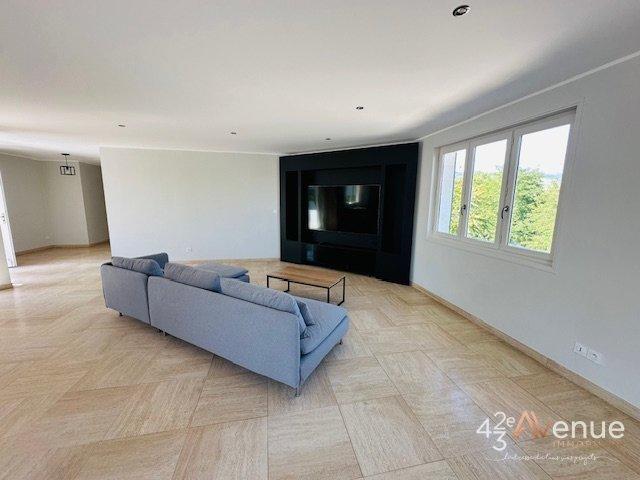 Maison - 175 m² - 5 pièces