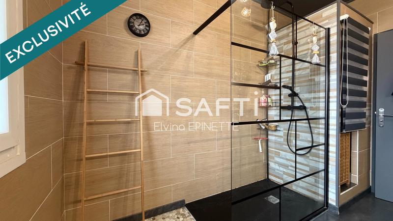 Maison - 259 m² - 7 pièces