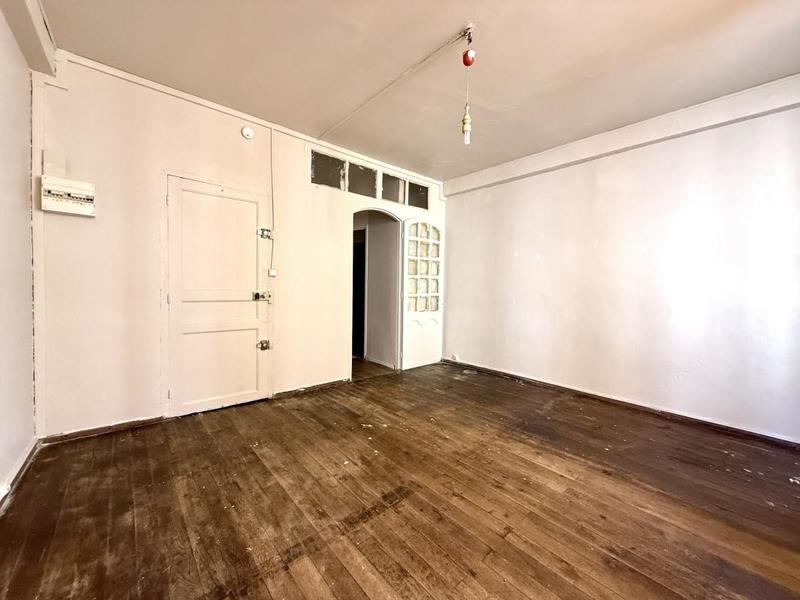 Immeuble - 69 m² - 5 pièces