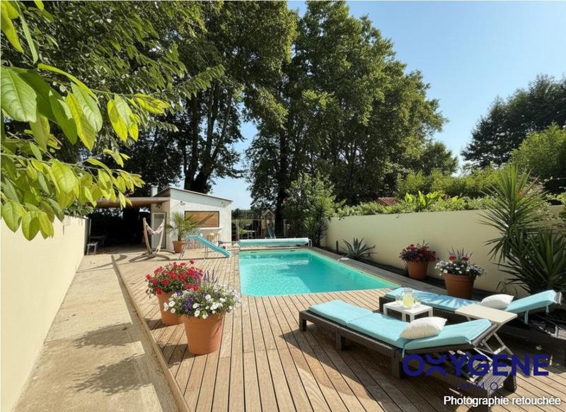 Mas - 197 m² - 5 pièces