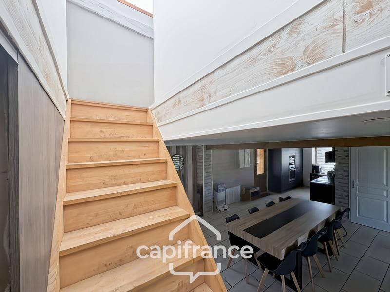 Maison - 143 m² - 6 pièces
