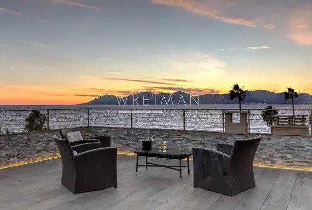 Appartement - 128 m² - 5 pièces