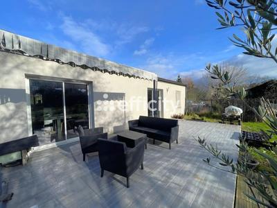 Pavillon - 80 m² - 4 pièces