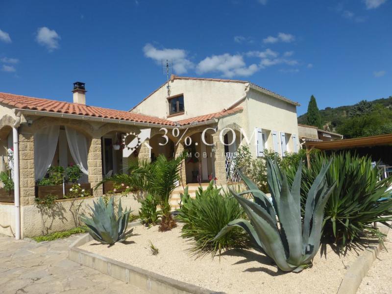 Maison - 98 m² - 5 pièces