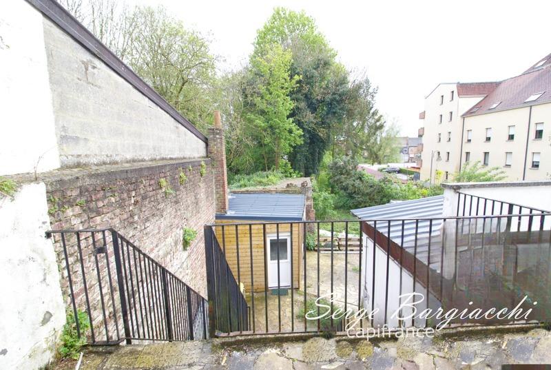 Immeuble - 200 m² - 9 pièces