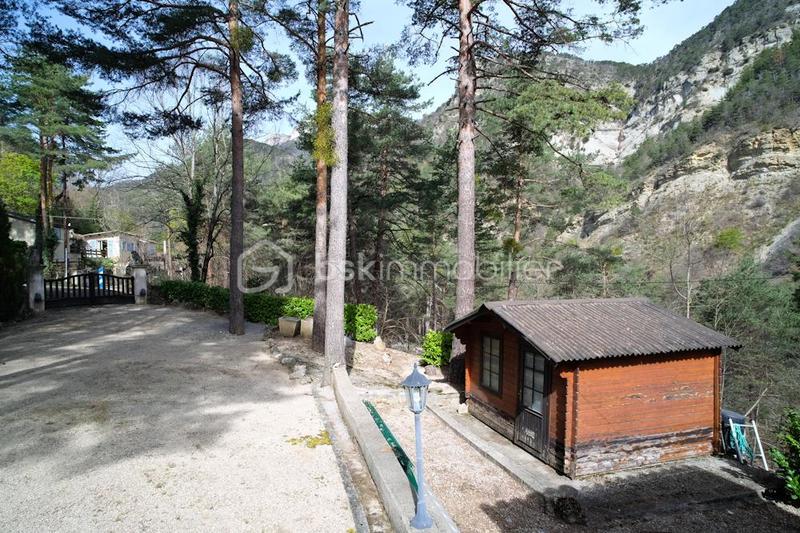 Maison traditionnelle - 65 m² - 3 pièces