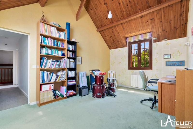 Maison - 145 m² - 7 pièces