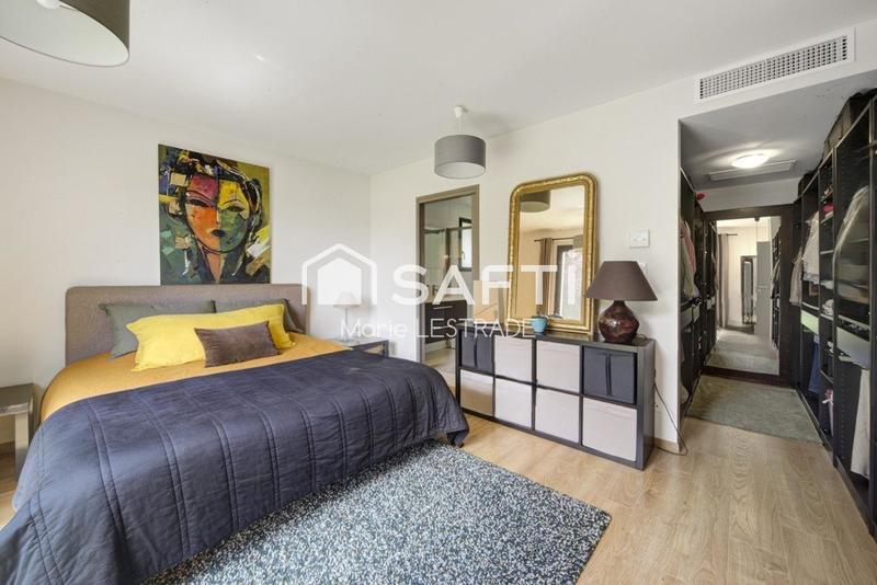 Maison - 195 m² - 6 pièces