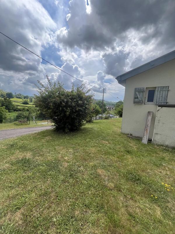 Maison - 519 m² - 3 pièces