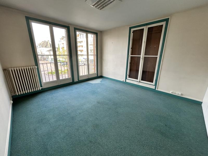 Local commercial - 207 m²