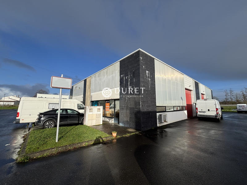 Local d'activités - 150 m²