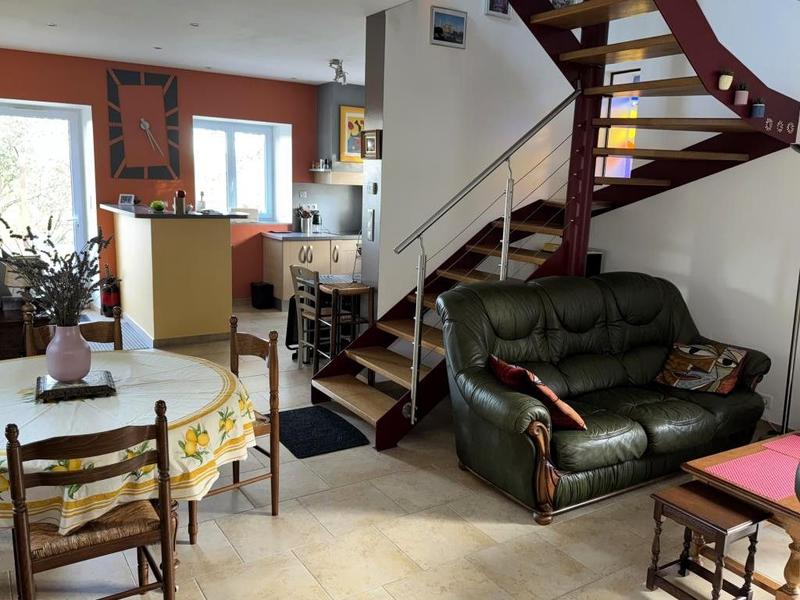 Maison - 105 m² - 4 pièces