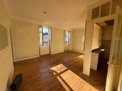 Immeuble - 220 m² - 15 pièces