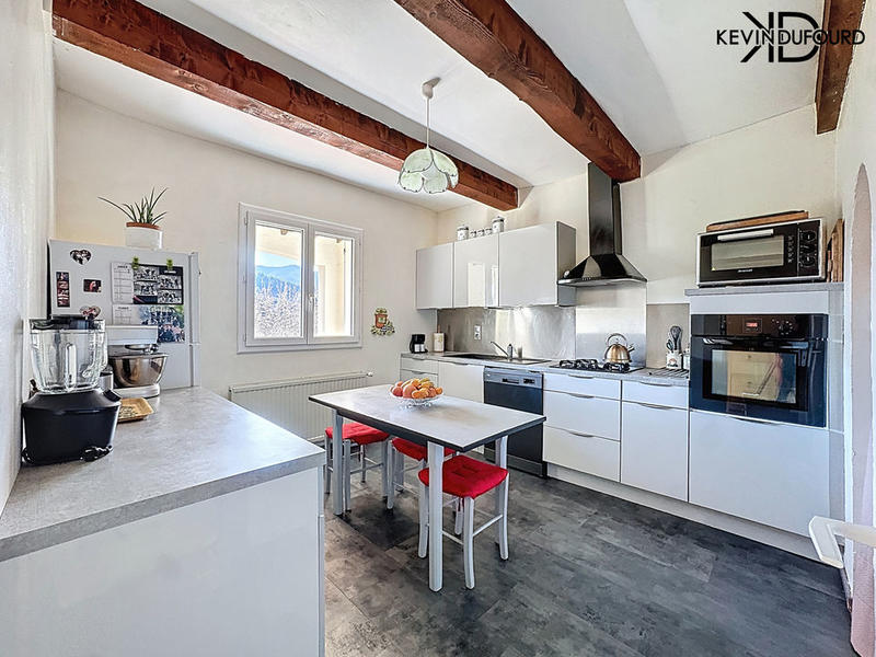 Maison - 135 m² - 7 pièces