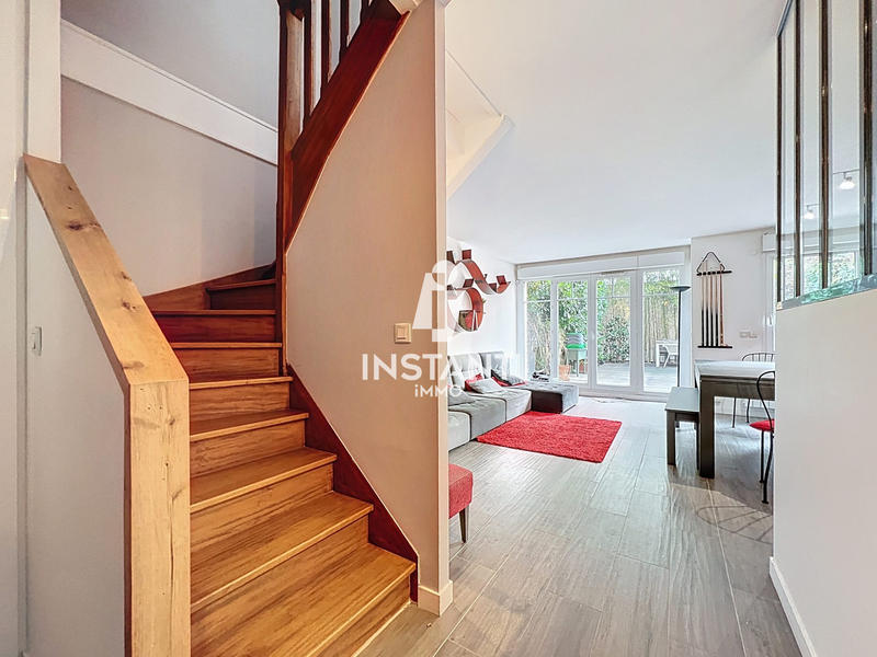 Maison contemporaine - 93 m² - 5 pièces