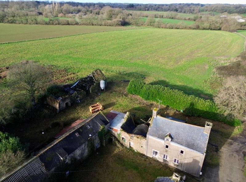 Maison - 105 m² - 6 pièces