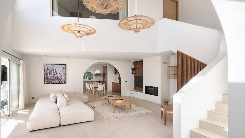 Villa - 435 m² - 9 pièces