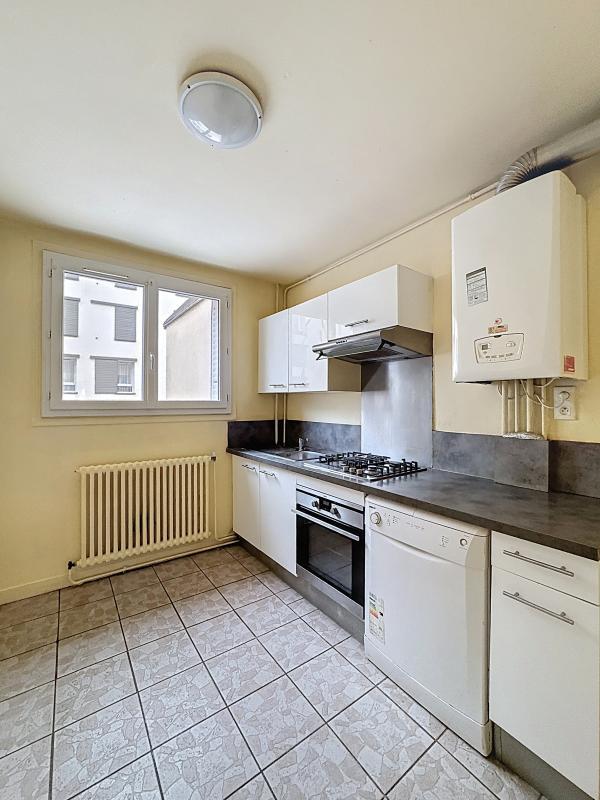 Appartement - 75 m² - 4 pièces