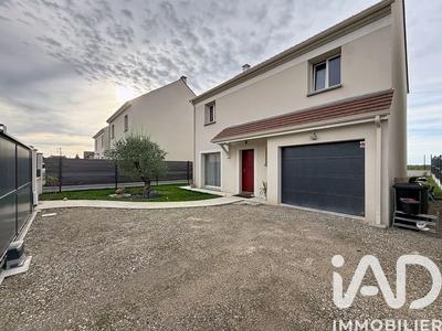 Maison - 106 m² - 4 pièces