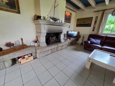 Maison - 190 m² - 8 pièces