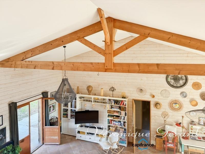 Maison - 170 m² - 5 pièces