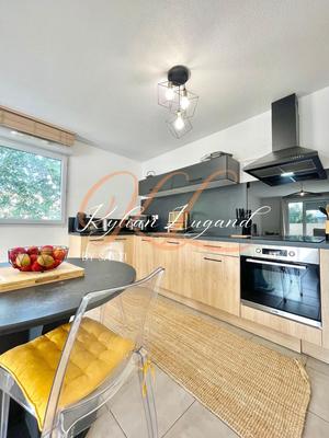 Appartement - 65 m² - 3 pièces