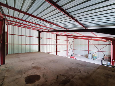 Local d'activités - 280 m²