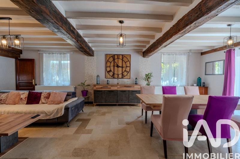 Maison - 250 m² - 9 pièces