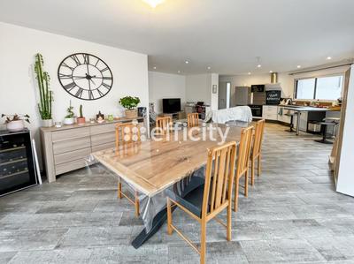 Pavillon - 82 m² - 4 pièces