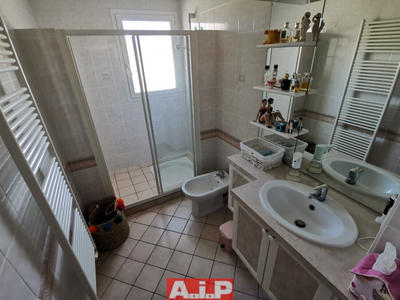 Maison - 95 m² - 6 pièces