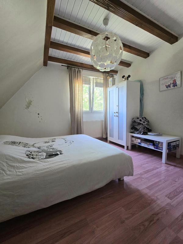 Maison - 186 m² - 8 pièces