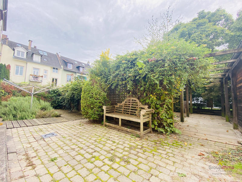 Maison - 195 m² - 8 pièces