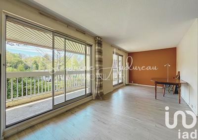 Appartement - 99 m² - 5 pièces