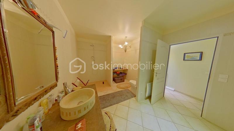 Corps de ferme - 179 m² - 5 pièces