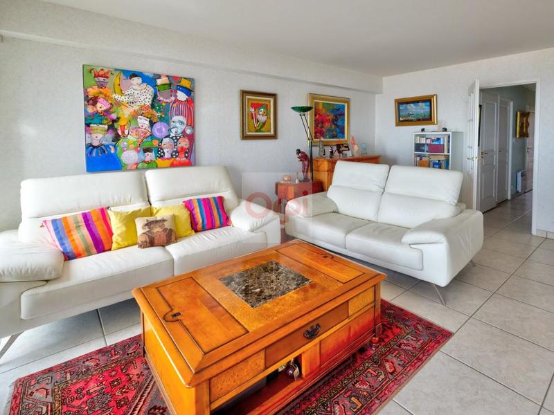 Appartement - 103 m² - 4 pièces