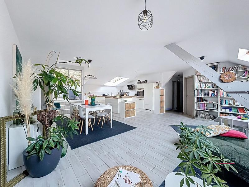 Appartement - 91 m² - 4 pièces