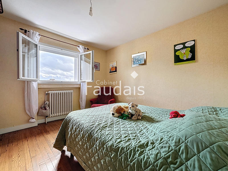 Maison - 110 m² - 4 pièces