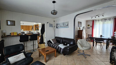 Maison - 99 m² - 4 pièces
