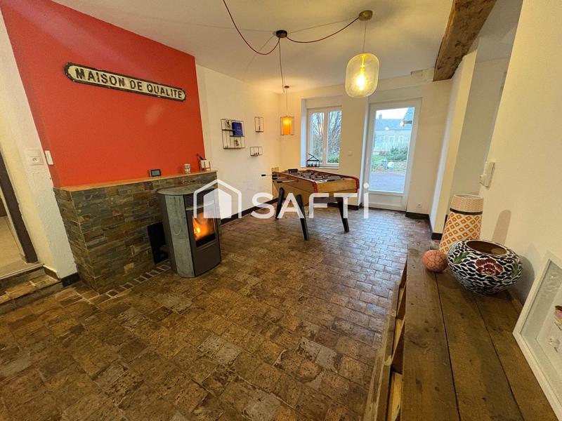 Maison - 286 m² - 10 pièces