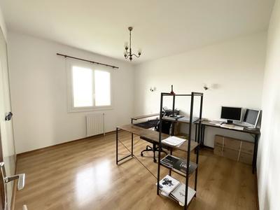 Appartement - 125 m² - 4 pièces