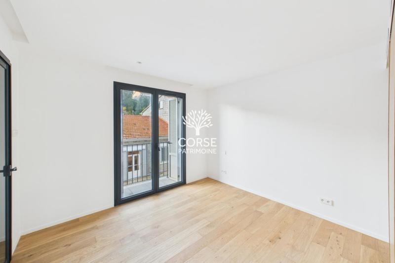 Duplex - 110 m² - 4 pièces