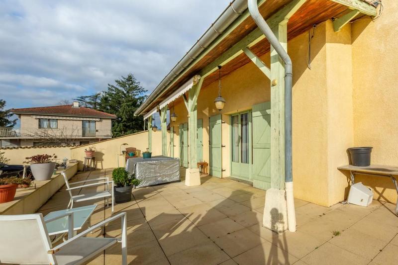 Maison - 188 m² - 8 pièces