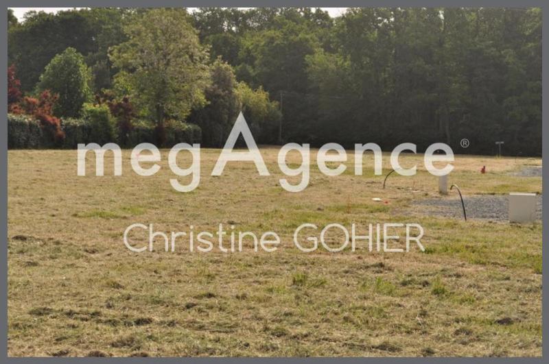 Terrain constructible - 706 m²