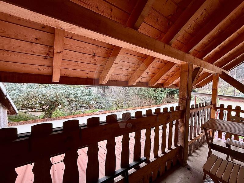 Maison - 172 m² - 8 pièces