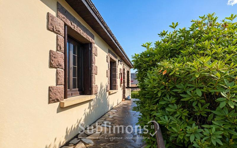 Maison traditionnelle - 153 m² - 6 pièces