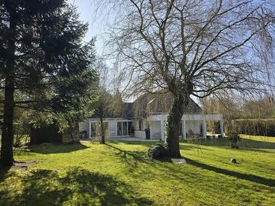 Maison - 144 m² - 8 pièces